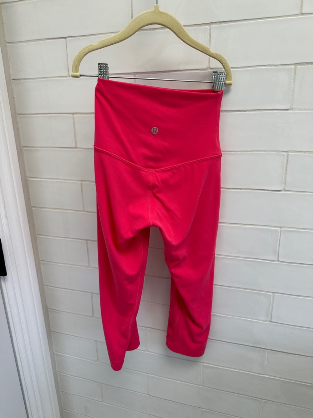 lululemon athletica women’s ' Pink High-Rise Cropped Leggings size 0
